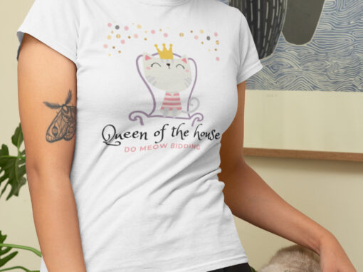 Queen of House Women’s Comfort Tee