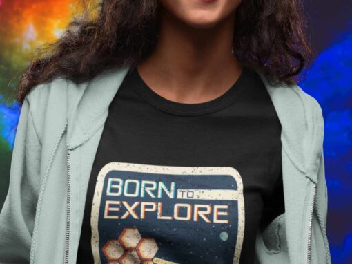 Born To Explore Woman basic Tshirt